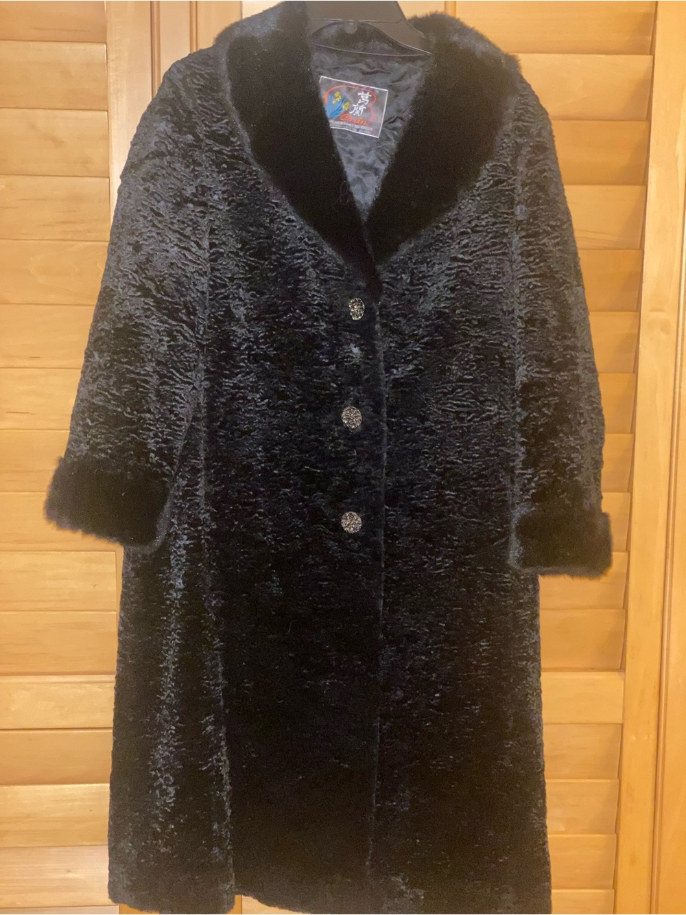 Vintage 60’s Velvet/ faux fur coat